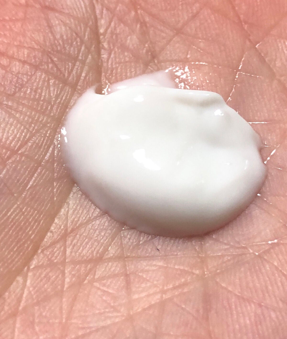 トランシーノ 薬用ホワイトニングエッセンス/トランシーノ/美容液を使ったクチコミ(3枚目)