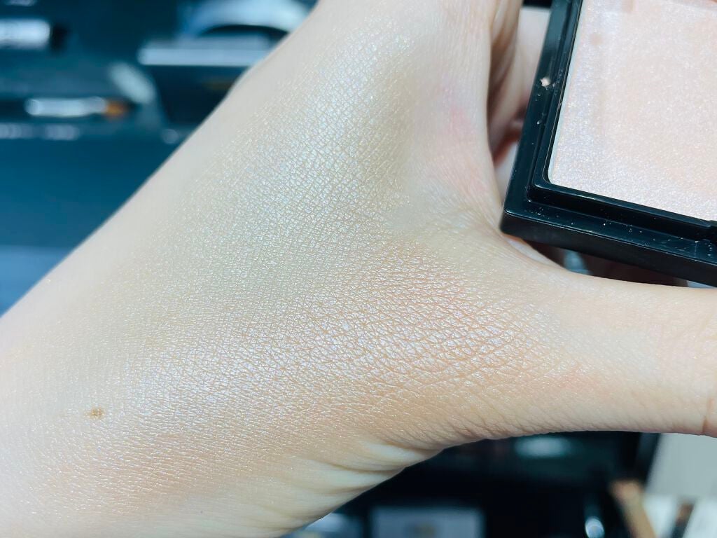 &be ルミナイジングパウダー/&be/パウダーハイライトを使ったクチコミ(3枚目)