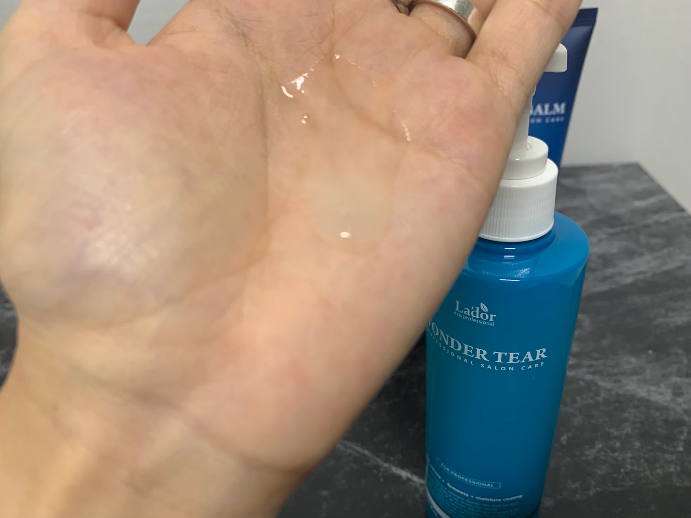 WONDER TEAR/La'dor/洗い流すヘアトリートメントを使ったクチコミ(4枚目)