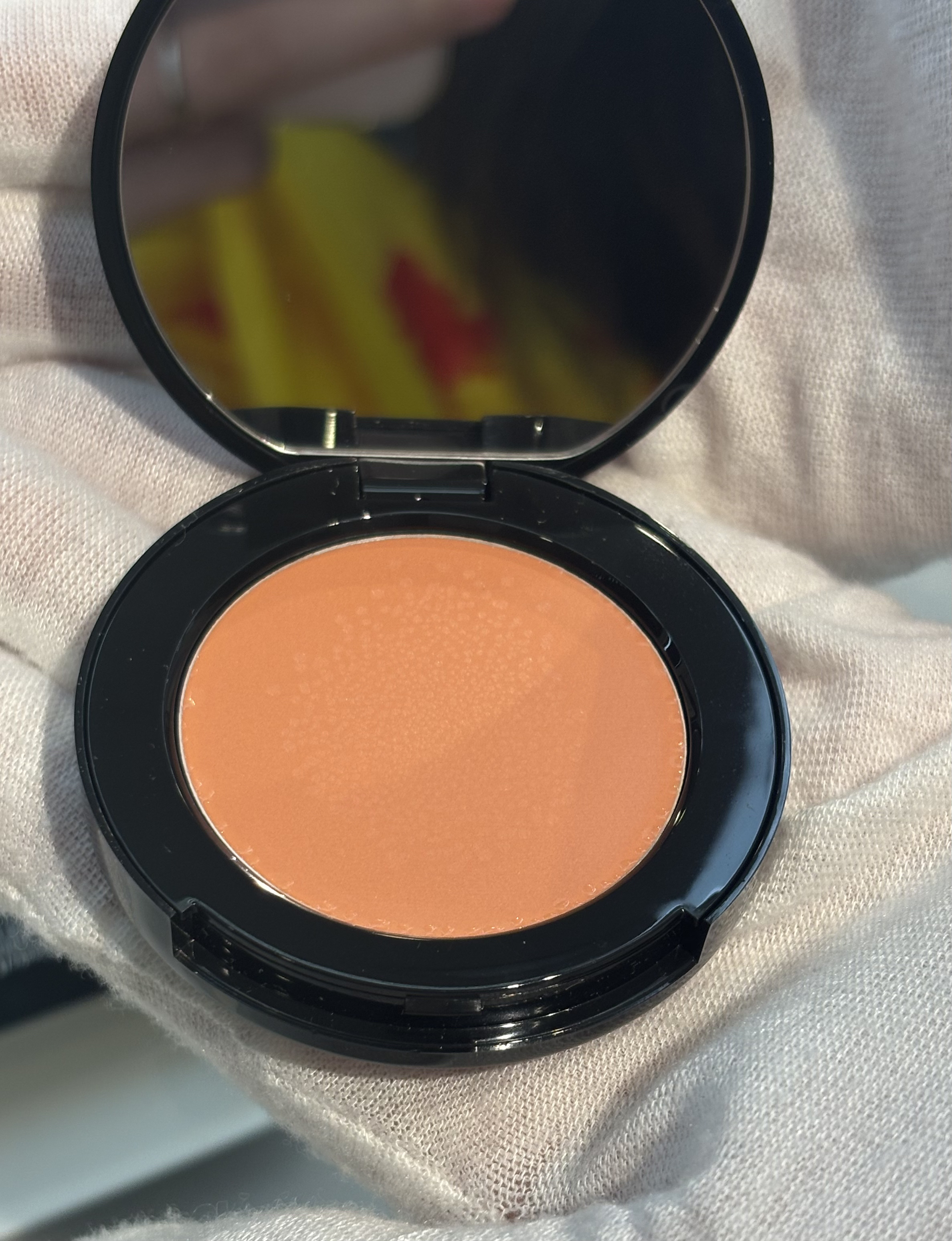 BOBBI BROWN ポット ルージュのクチコミ「BOBBI BROWN🍈ポット ルージュ🍈
24フレッシュメロン 

フレッシュメロンのカラー.....」（3枚目）