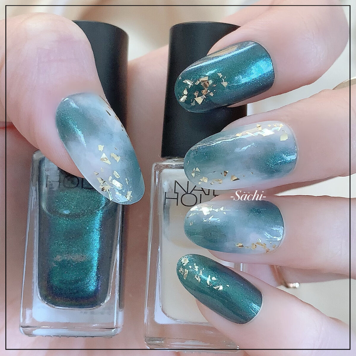 ネイルホリック パーティーフレーク/ネイルホリック/マニキュアを使ったクチコミ（2枚目）