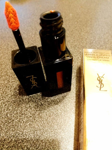 ルージュ ピュールクチュール ヴェルニ ヴィニルクリーム/YVES SAINT LAURENT BEAUTE/口紅を使ったクチコミ(1枚目)