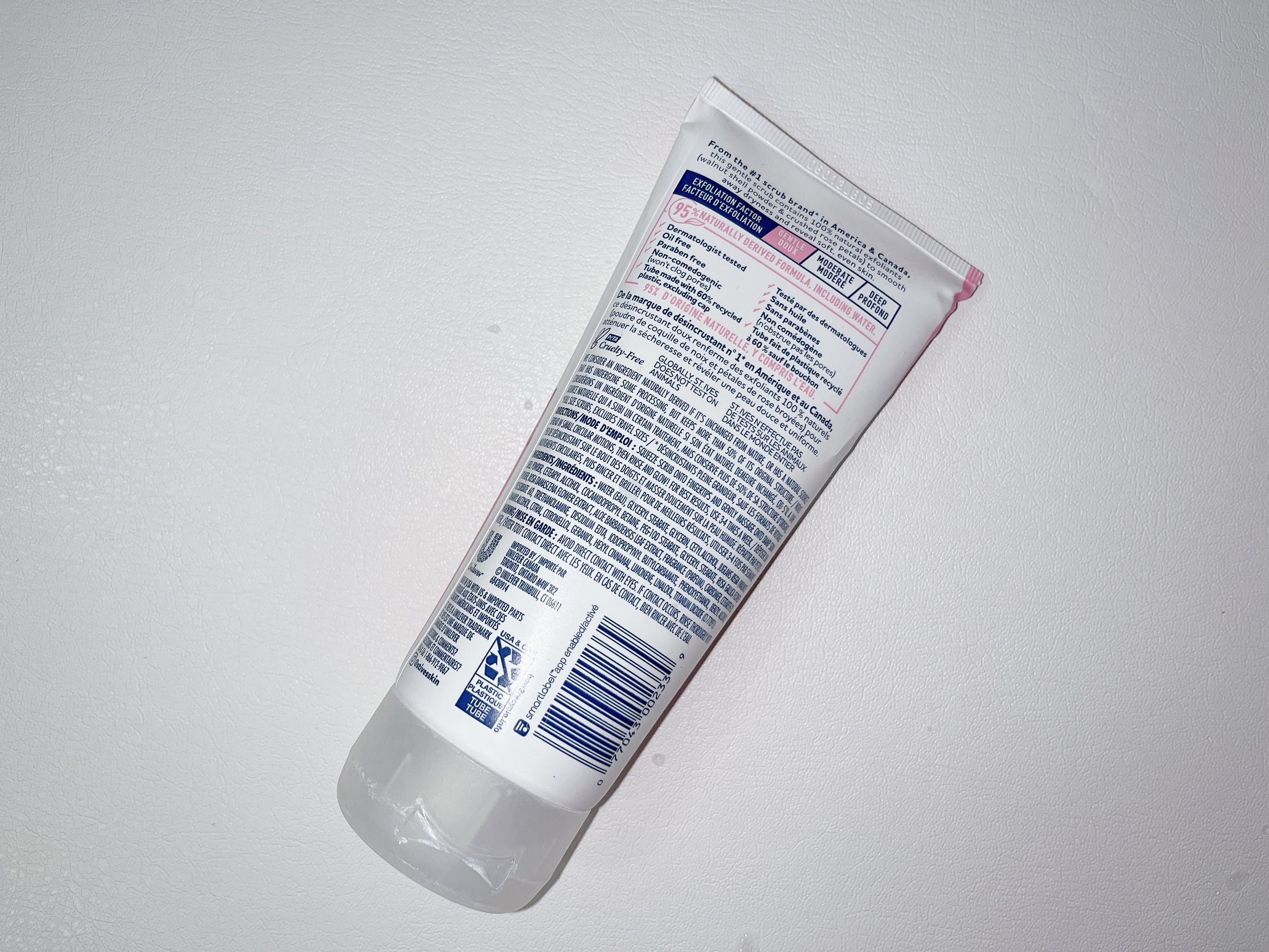 フェイシャルスクラブ ローズウォーター&アロエベラ/ST.Ives (セントアイブス)/スクラブ・ゴマージュを使ったクチコミ（2枚目）