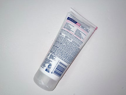 フェイシャルスクラブ ローズウォーター&アロエベラ/ST.Ives (セントアイブス)/スクラブ・ゴマージュを使ったクチコミ(2枚目)