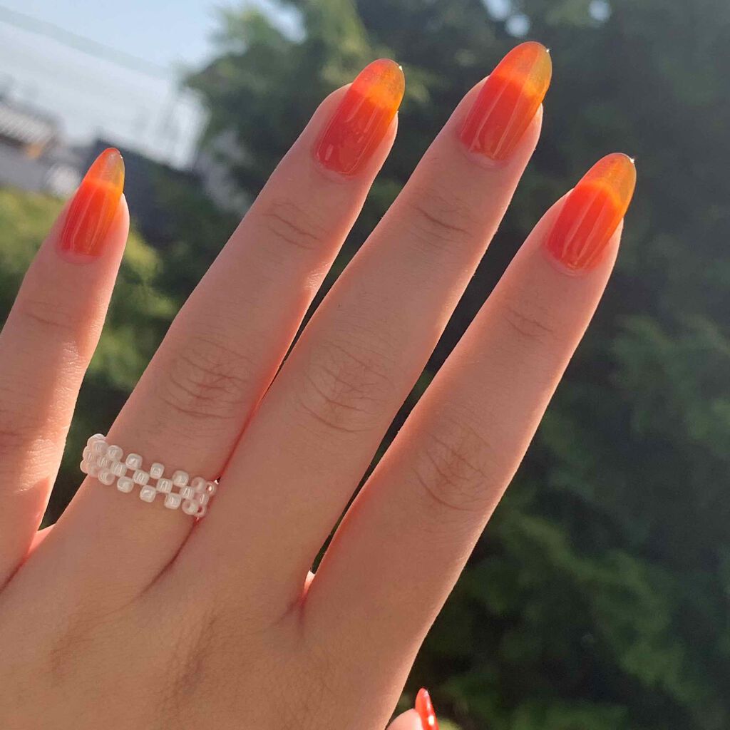 ネイルホリック Juicy color OR205/ネイルホリック/マニキュアを使ったクチコミ（2枚目）