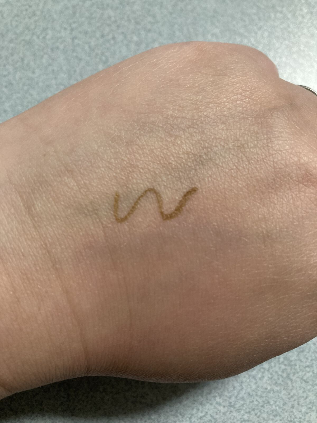 EYE OPENING LINER/UZU BY FLOWFUSHI/リキッドアイライナーを使ったクチコミ（2枚目）