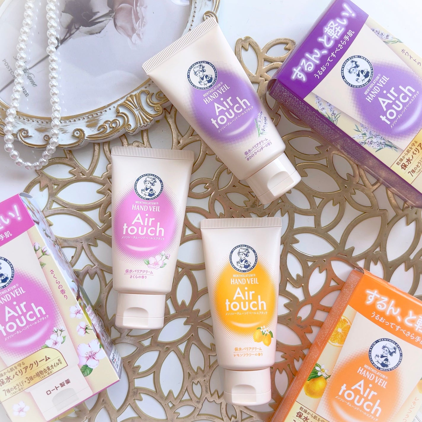 ハンドベールエアタッチ レモンフラワーの香り/メンソレータム/ハンドクリームを使ったクチコミ(9枚目)