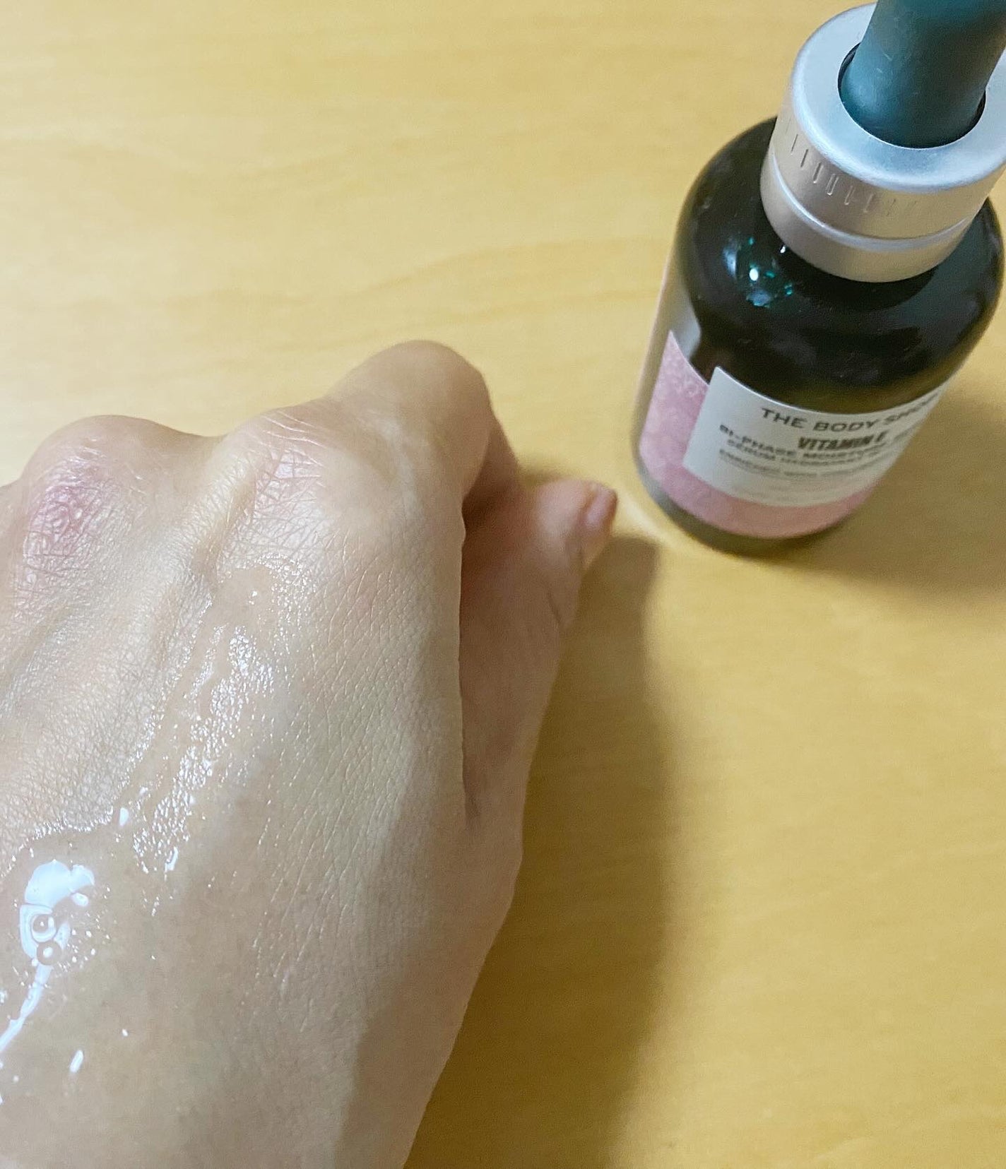 E バイフェイズ モイスチャーセラム/THE BODY SHOP/美容液を使ったクチコミ(4枚目)