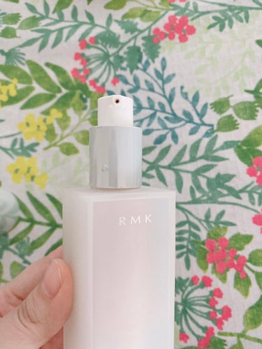 RMK RMK ジェルクリーミィファンデーションのクチコミ「こちらは数年前、、私がRMK 信者だった頃に購入した、RMK ジェルクリーミィファンデーション.....」（3枚目）