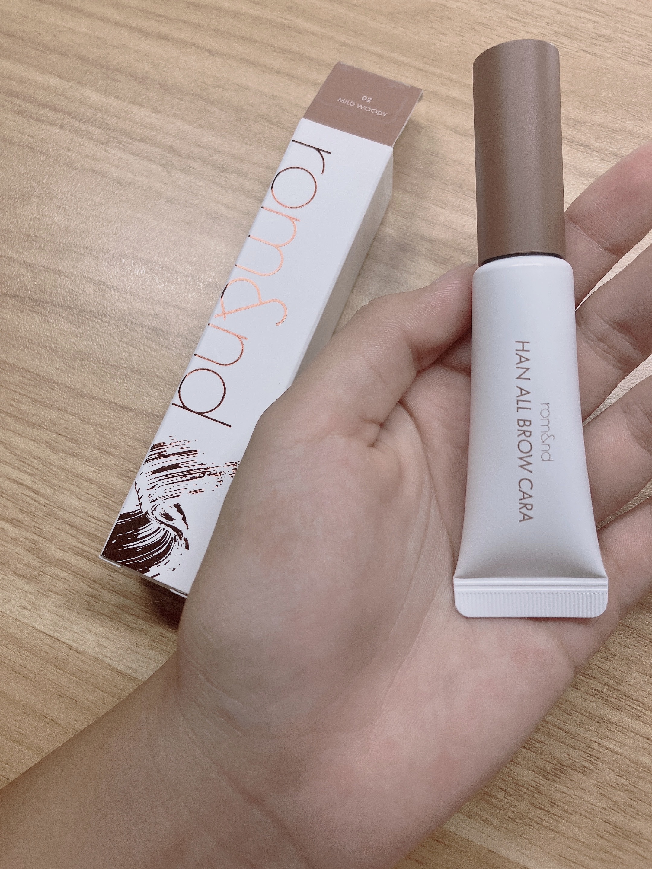 ハンオールブロウカラ 02 マイルドウッディ（INAPSQUAREコラボ）/rom&nd/眉マスカラを使ったクチコミ（2枚目）