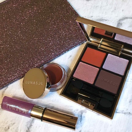 ホリデーフェイバリット2019/LUNASOL/メイクアップキットを使ったクチコミ(2枚目)