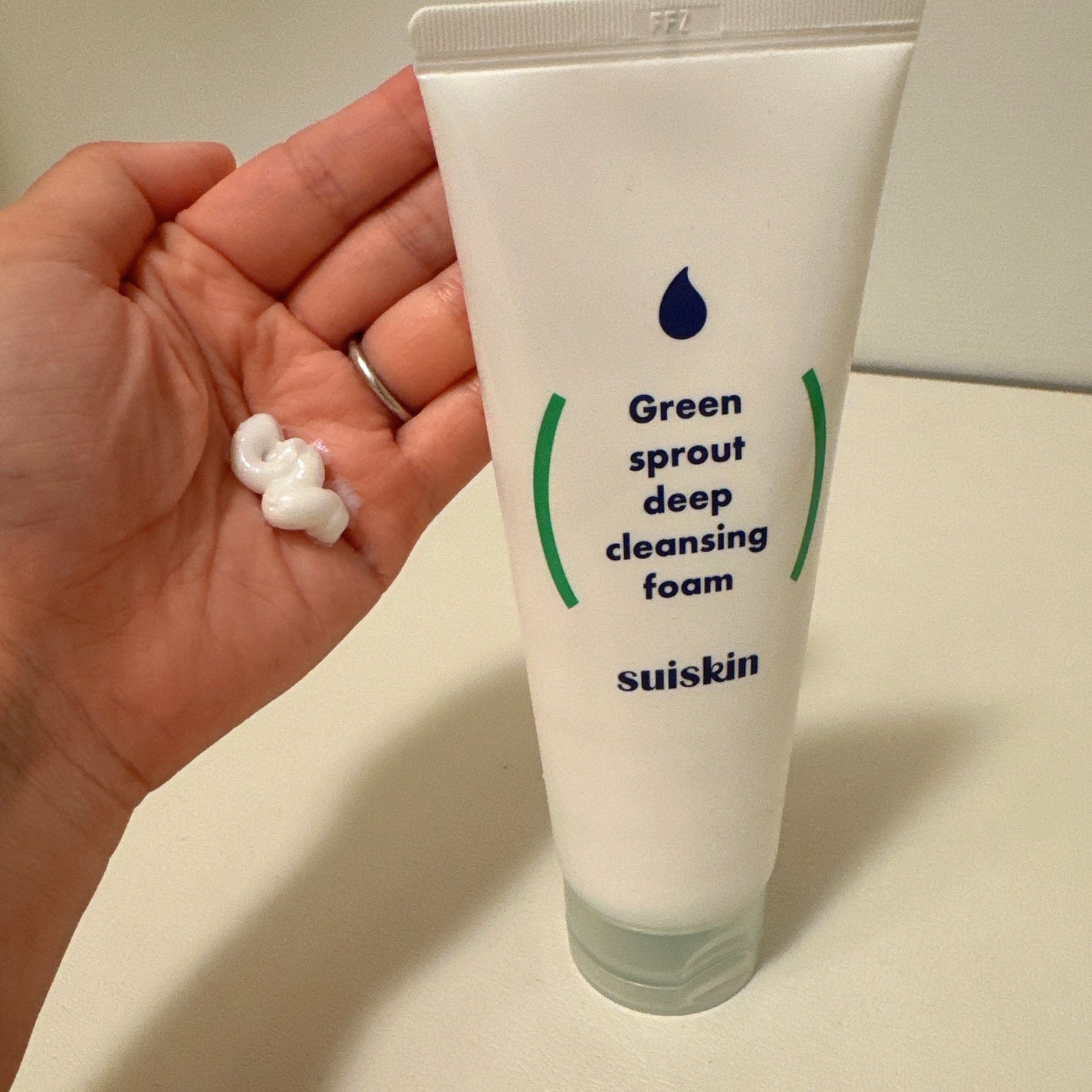 スイスキン 新芽ディープクレンジングフォーム/suiskin/洗顔フォームを使ったクチコミ(3枚目)