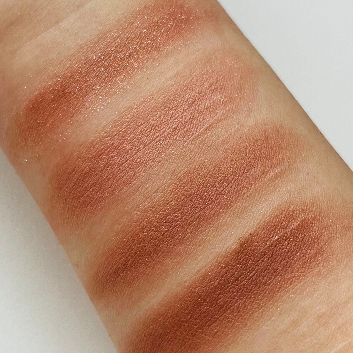 ベージュトーンアイシャドウ/CEZANNE/アイシャドウパレットを使ったクチコミ(4枚目)