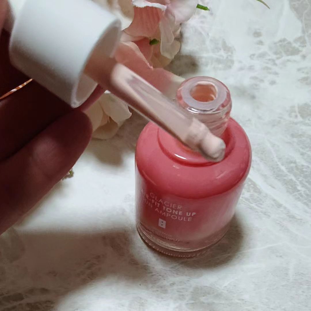 ピルソ グラシアエアフィットトーンアップサンアンプル SPF50 PA+++/feelxo/化粧下地を使ったクチコミ（3枚目）