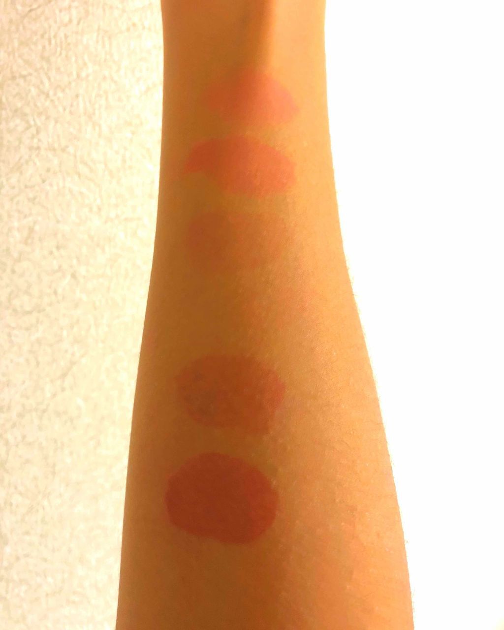 ディアダーリン ウォータージェルティント (アイスティント)/ETUDE/口紅を使ったクチコミ(3枚目)