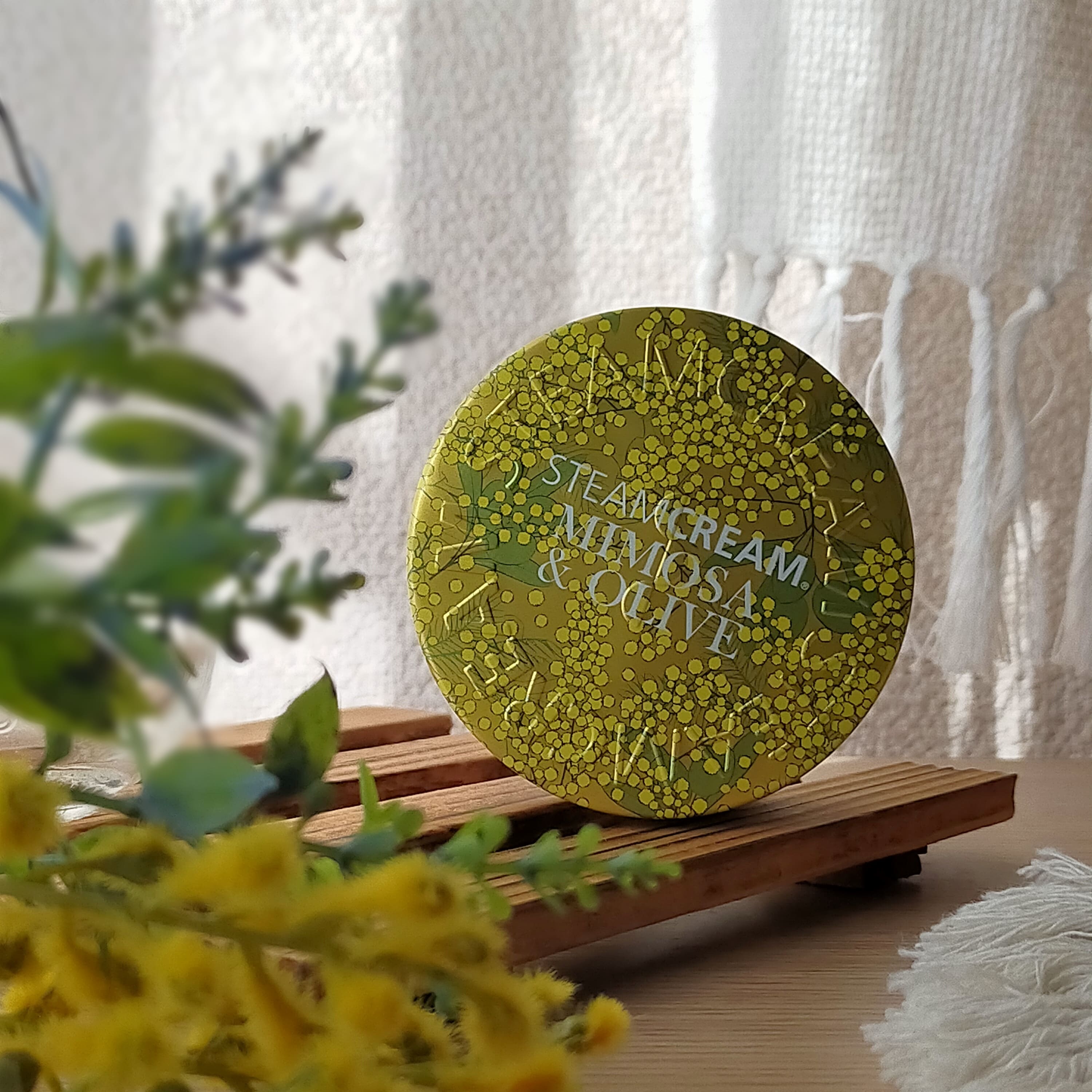 スチームクリーム ミモザ&オリーブ/STEAMCREAM/ボディクリームを使ったクチコミ（1枚目）