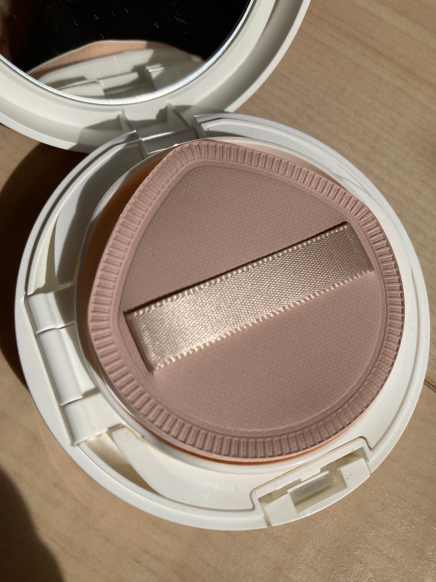 ファンデーションが染みこみにくいパフ(クッションファンデ用)/貝印/パフ・スポンジを使ったクチコミ(3枚目)