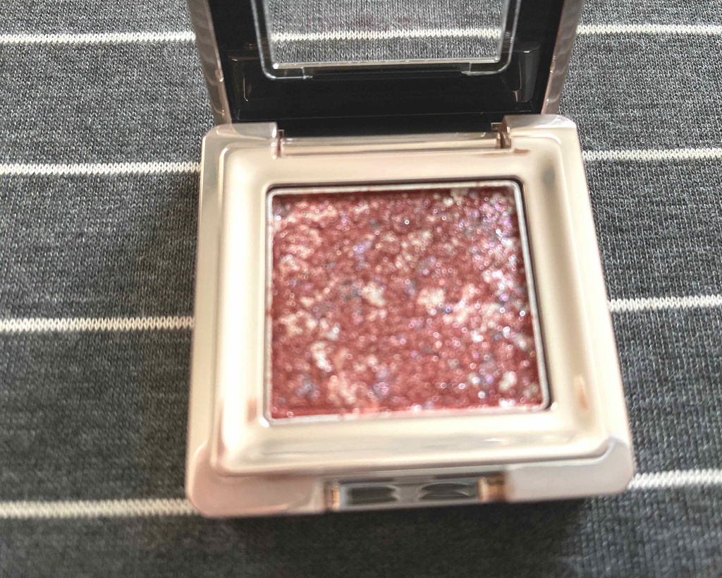 グリッタープリズム シャドウ/MISSHA/グリッターを使ったクチコミ（2枚目）