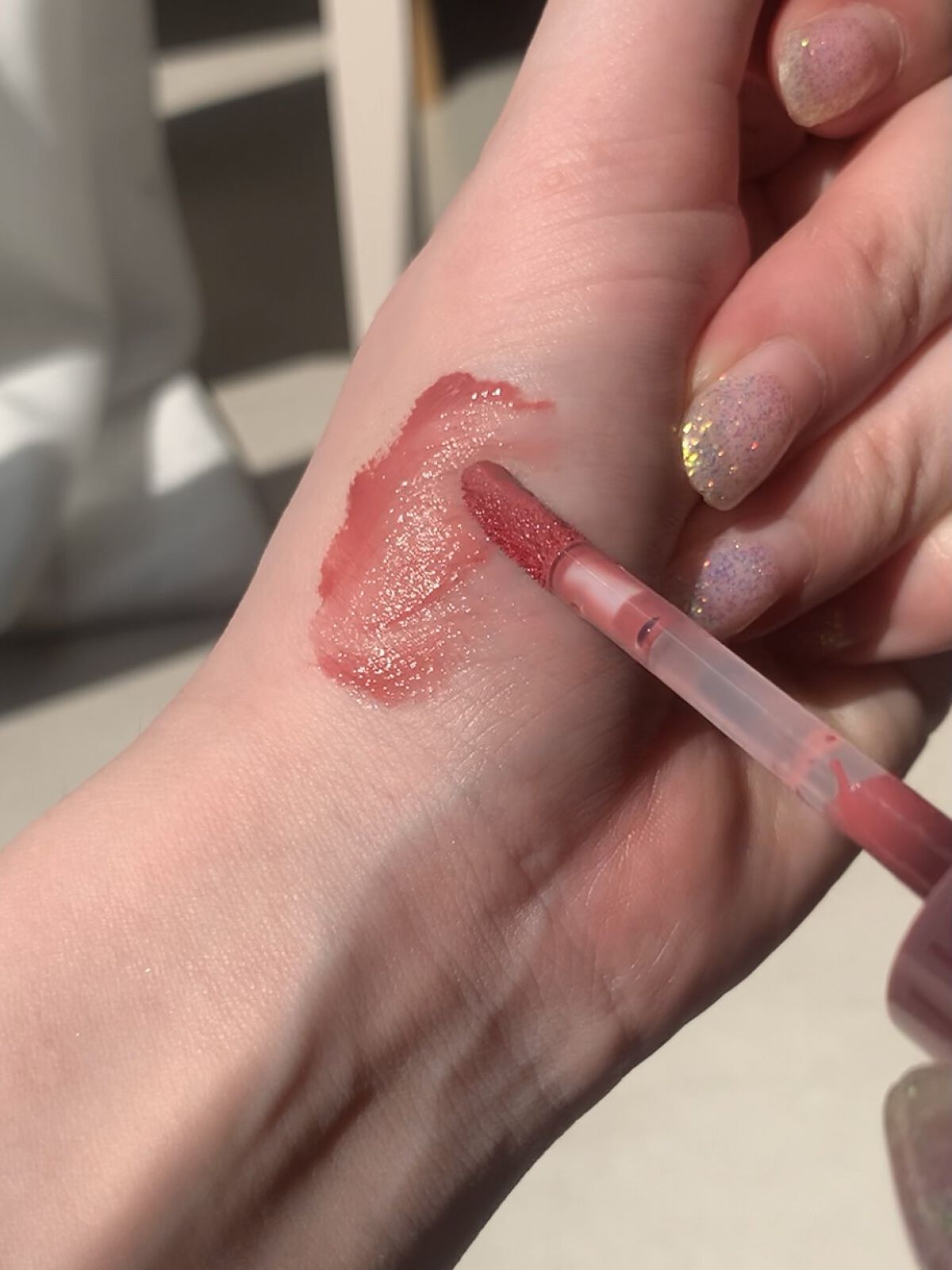 ジューシーラスティングティント/rom&nd/リップティントを使ったクチコミ（2枚目）