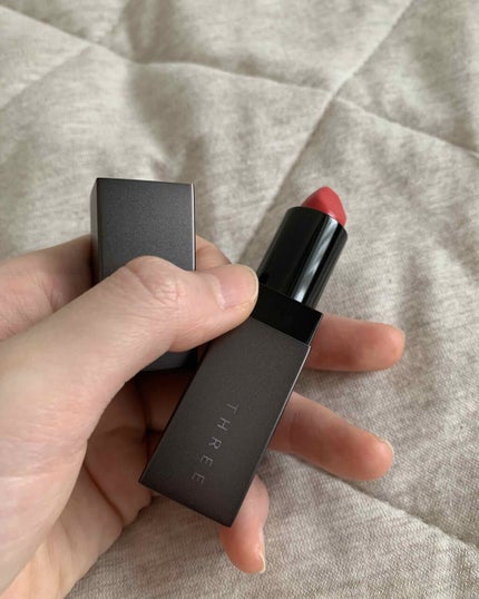 デアリングリィデミュアリップスティック/THREE/口紅を使ったクチコミ(1枚目)