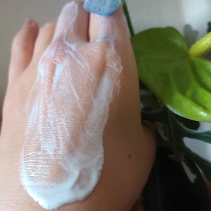 大人のハンドバーム ロイヤルプルメリアの香り/ハリーハリー/ハンドクリームを使ったクチコミ(4枚目)