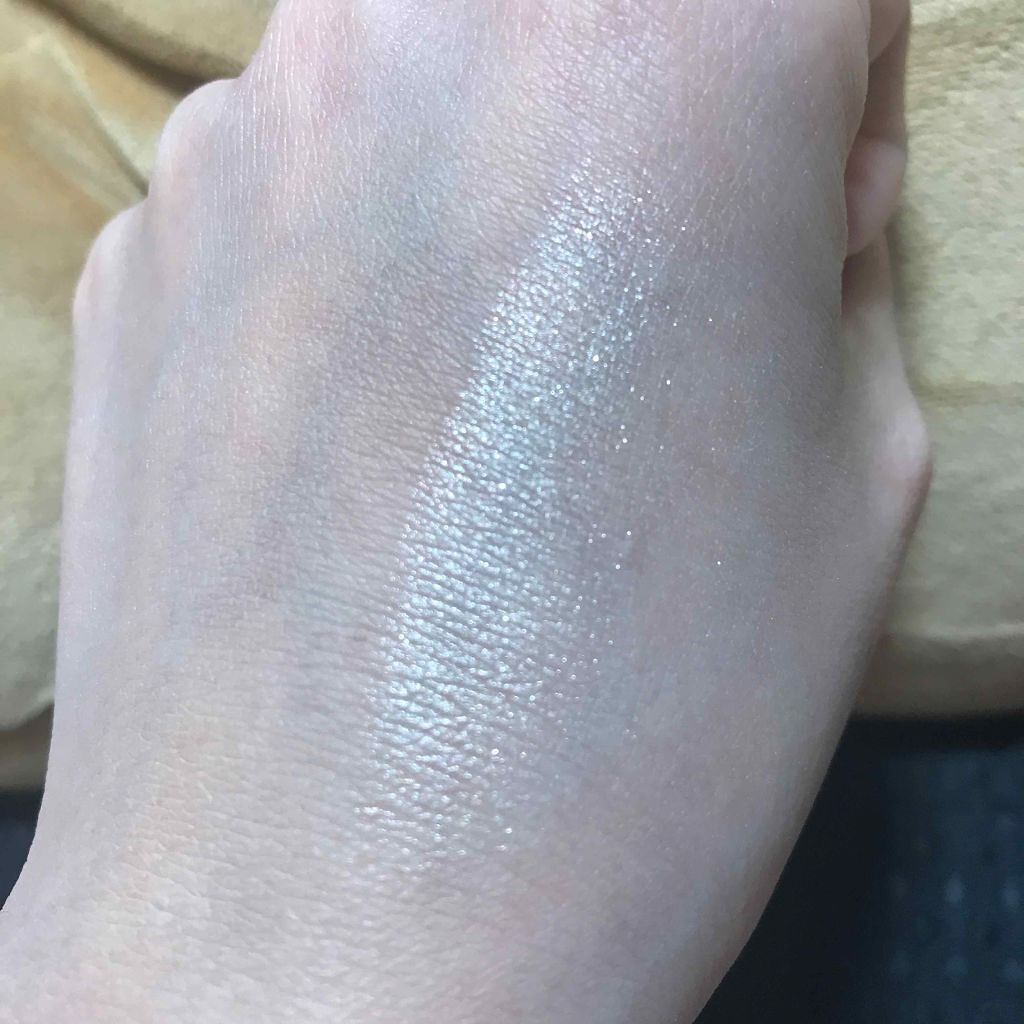 ブライトアップアイシャドウ/media/単色アイシャドウを使ったクチコミ(3枚目)