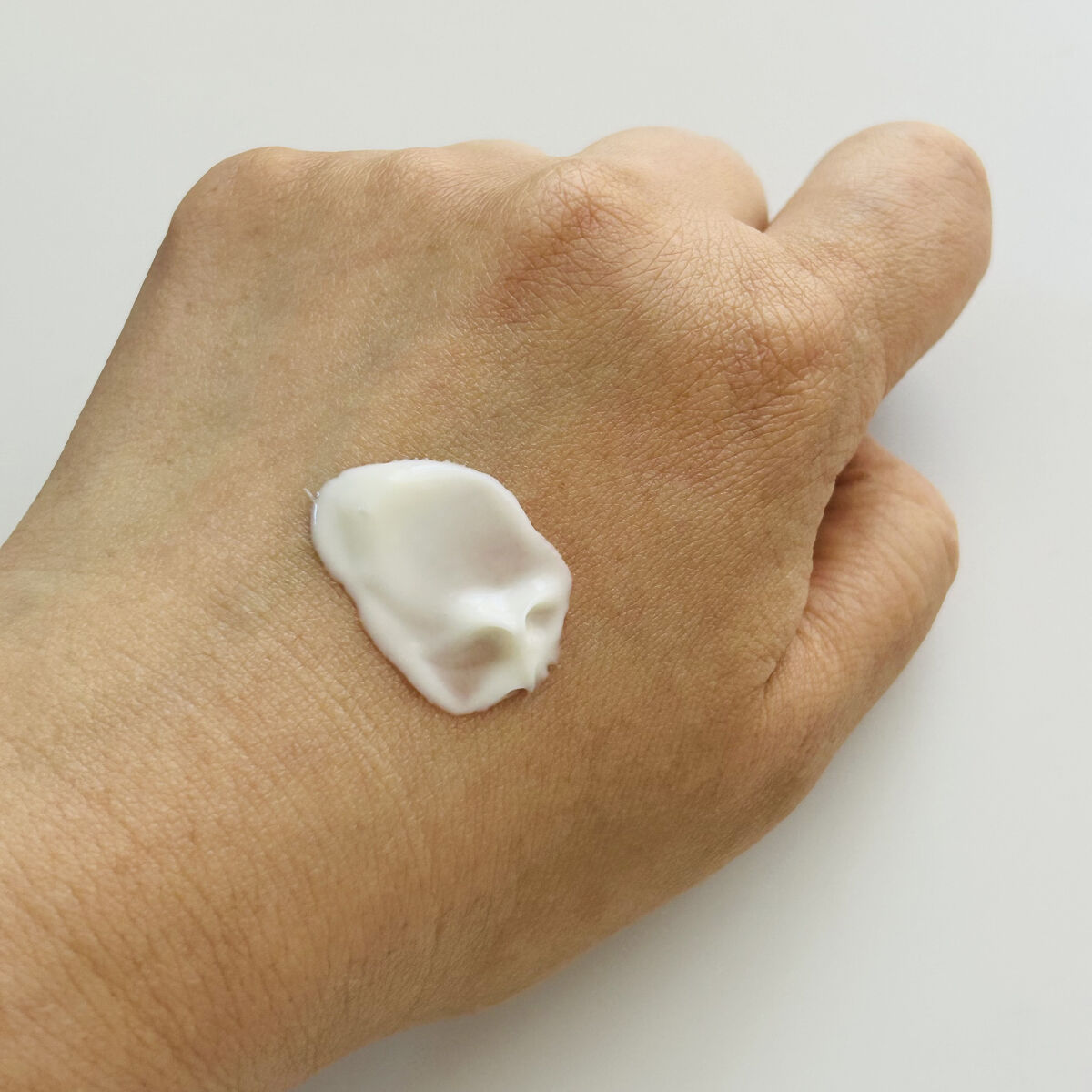 エイジプロテクション　 デイクリーム＜ヒアルロン＞　/ロゴナ/フェイスクリームを使ったクチコミ（3枚目）