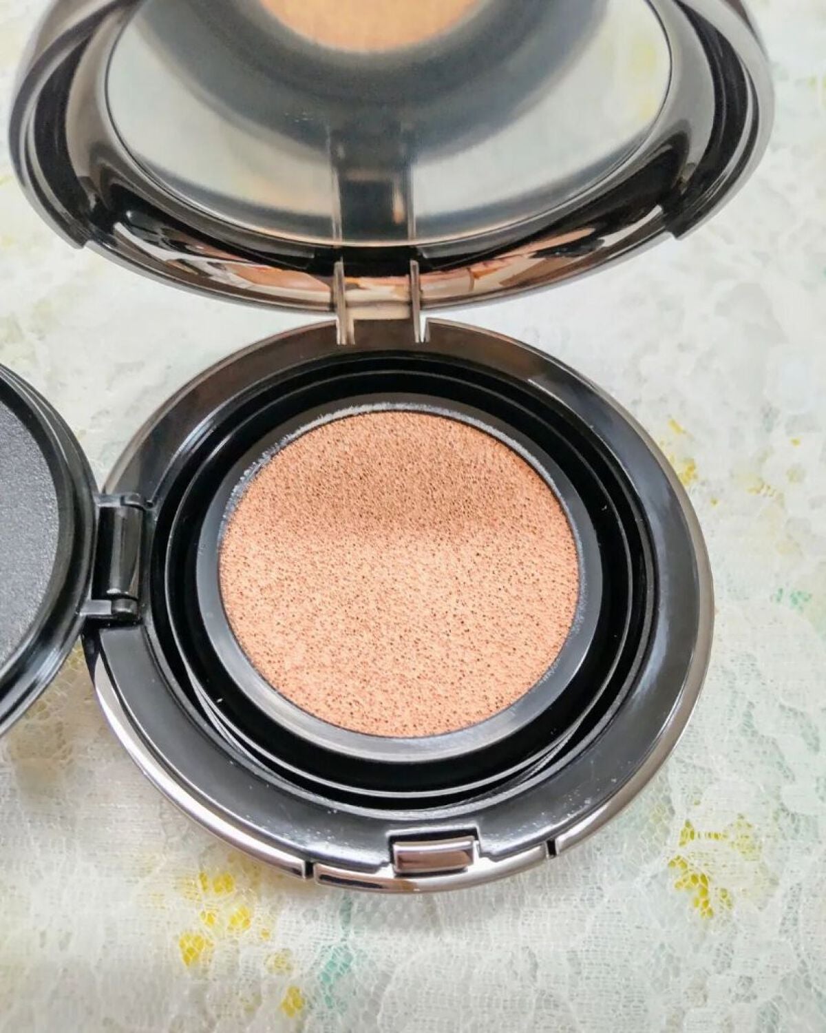 ハイパーカバーフィットクッション グラファイト/APRILSKIN/クッションファンデーションを使ったクチコミ(4枚目)