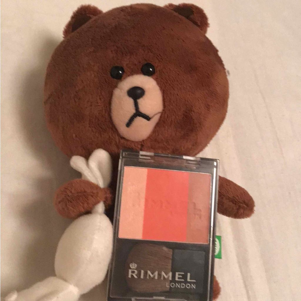 スリーインワン モデリングフェイスブラッシュ/リンメル ロンドン/パウダーチークを使ったクチコミ（1枚目）