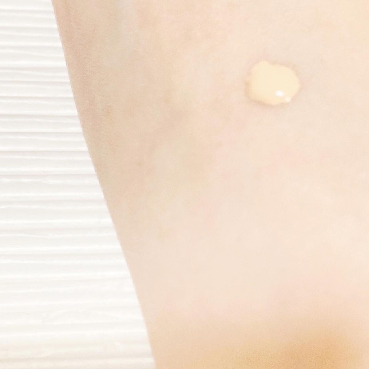 ミネラルフレッシュスキンリキッド/エトヴォス/リキッドファンデーションを使ったクチコミ(4枚目)