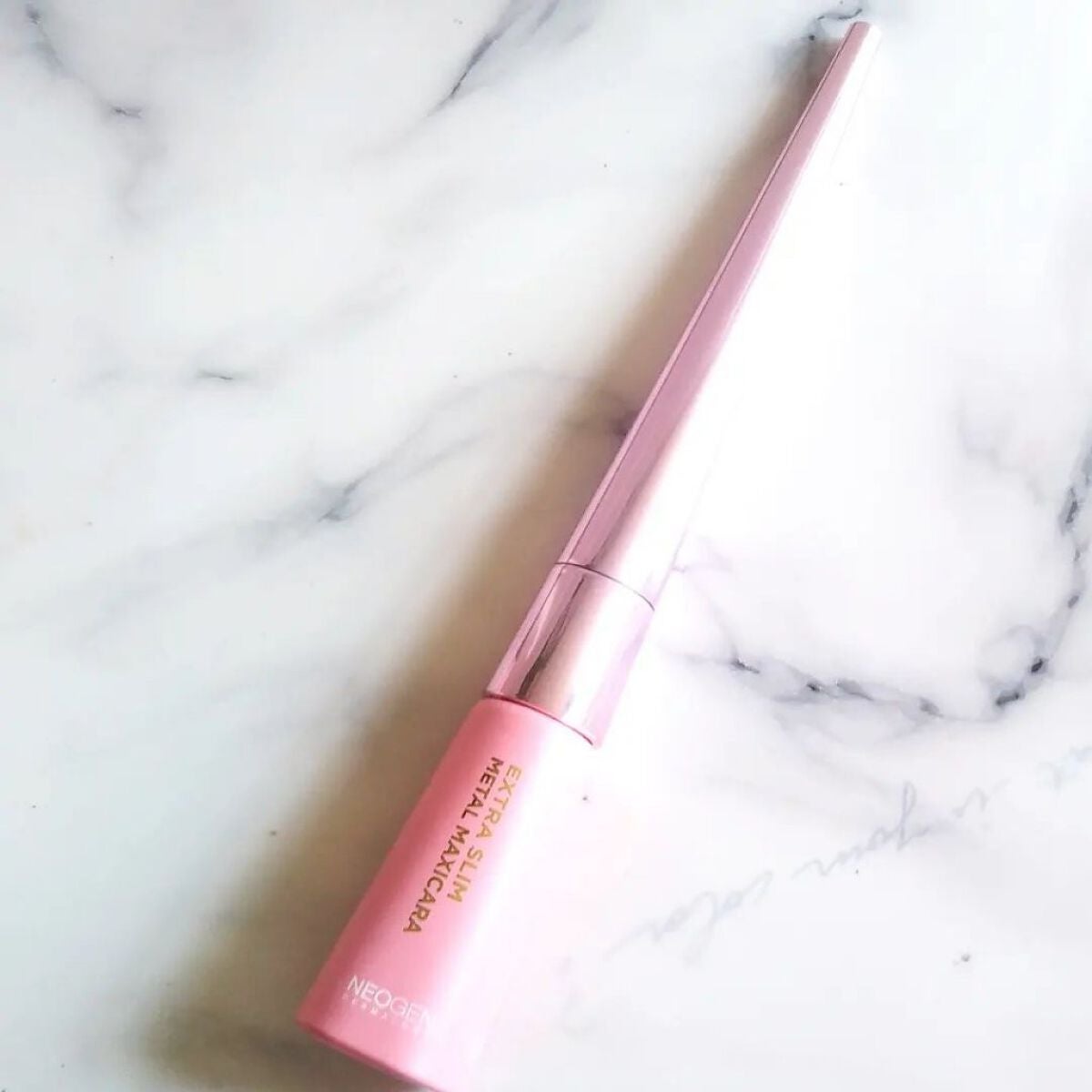 Extra Volumecurl Metal Maxicara/NEOGEN/マスカラを使ったクチコミ(3枚目)