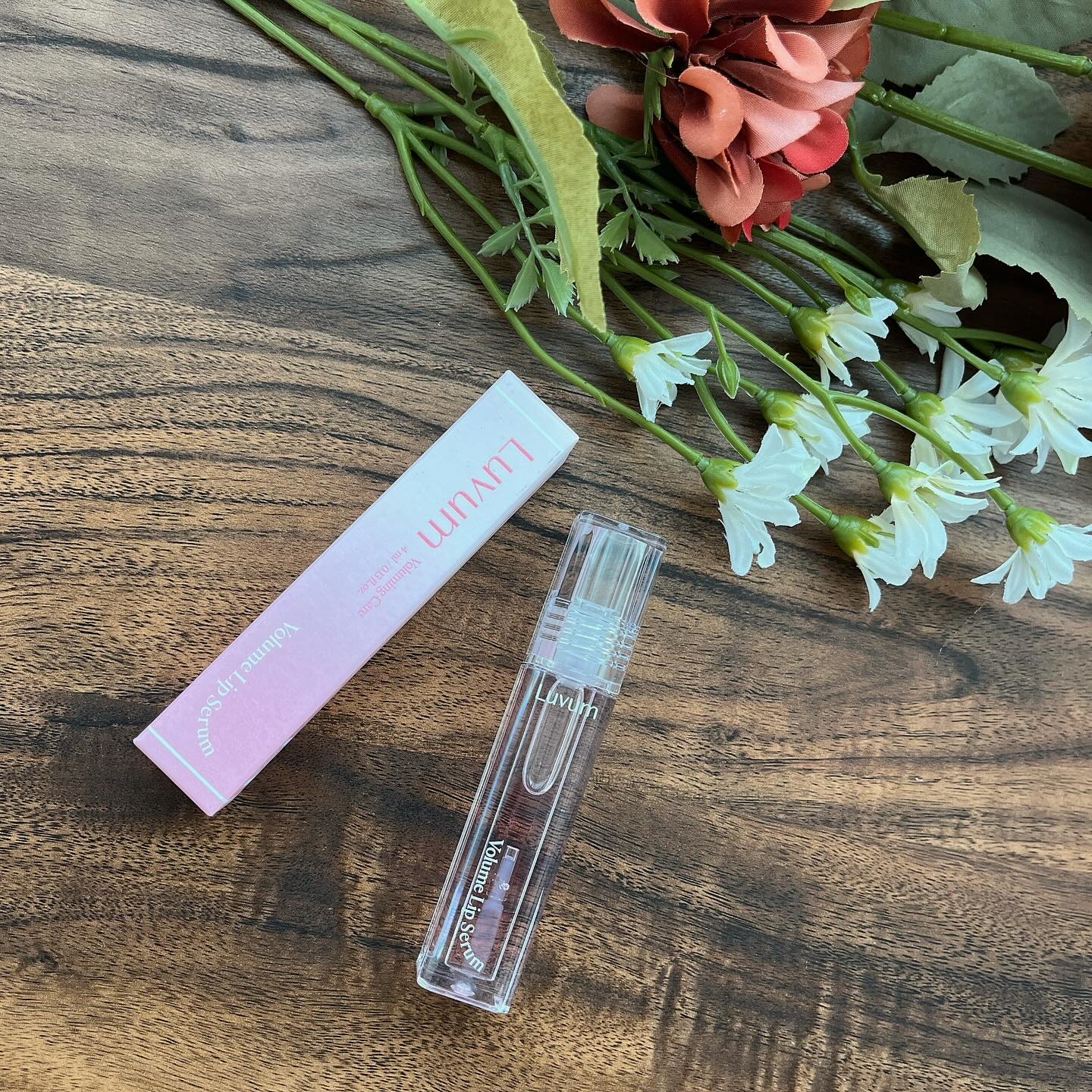 ラビューム ボリュームリップセラム/Luvum/リップグロスを使ったクチコミ（1枚目）