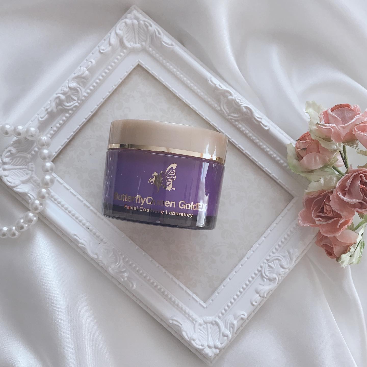 バタフライクイーン ゴールドエクストラ/フェイシャルコスメティック研究所/オールインワン化粧品を使ったクチコミ（1枚目）