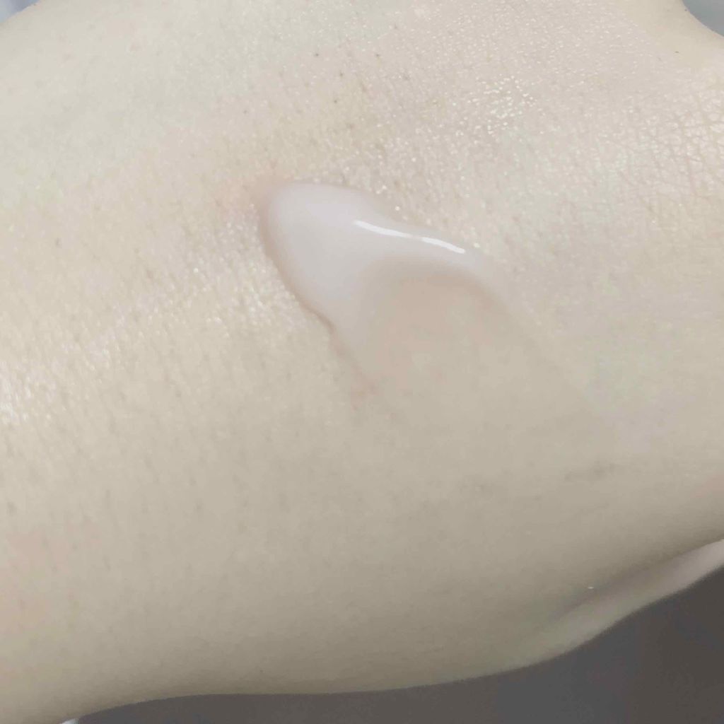 ワンダーハニー とろとろハンドクリーム 野苺ジュレ/VECUA Honey/ハンドクリームを使ったクチコミ（2枚目）