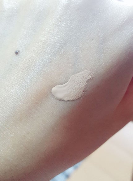 カバーパーフェクション チップコンシーラー/the SAEM/リキッドコンシーラーを使ったクチコミ(2枚目)