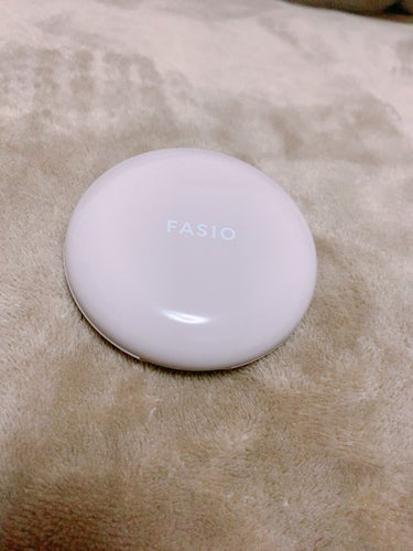 FASIO エアリーステイ パウダーのクチコミ「


FASIOエアリーステイ パウダー01ピンクベージュ


本当はエレガンスのパウダー買お.....」（1枚目）