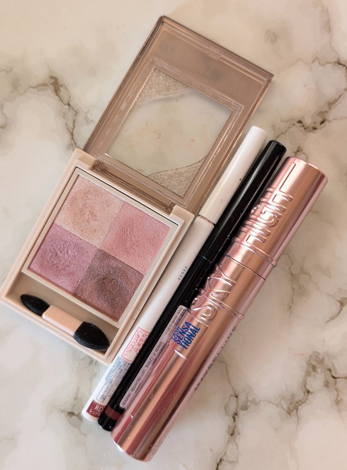 クレヨンタッチミー メタリックアイライナー/キャンドゥ/ペンシルアイライナーを使ったクチコミ(1枚目)