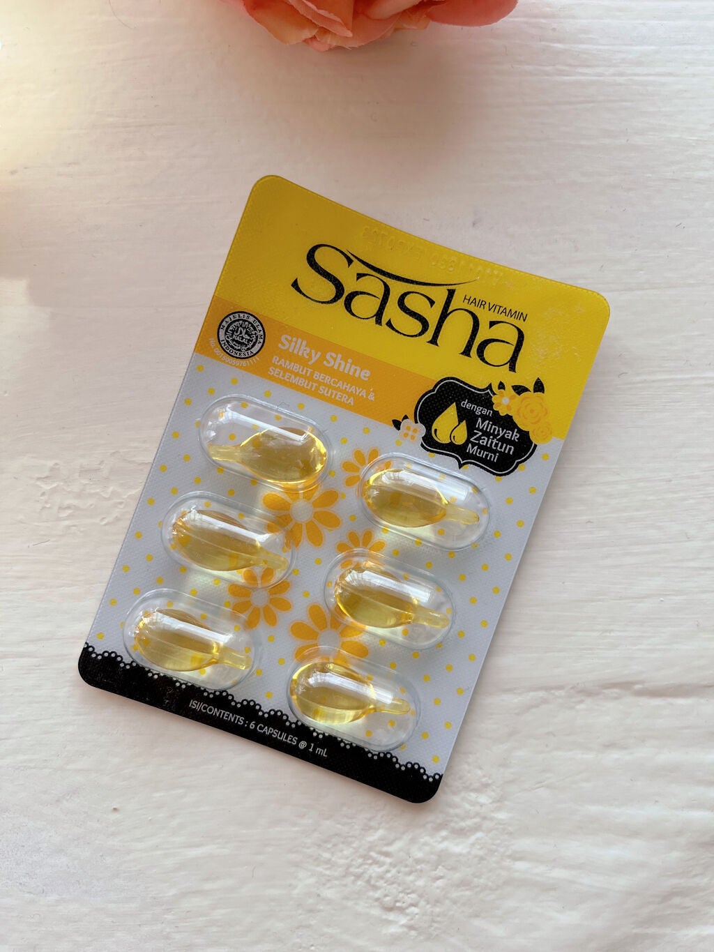 ヘアビタミン イエロー(シルキーシャイン)/Sasha/ヘアオイルを使ったクチコミ(1枚目)