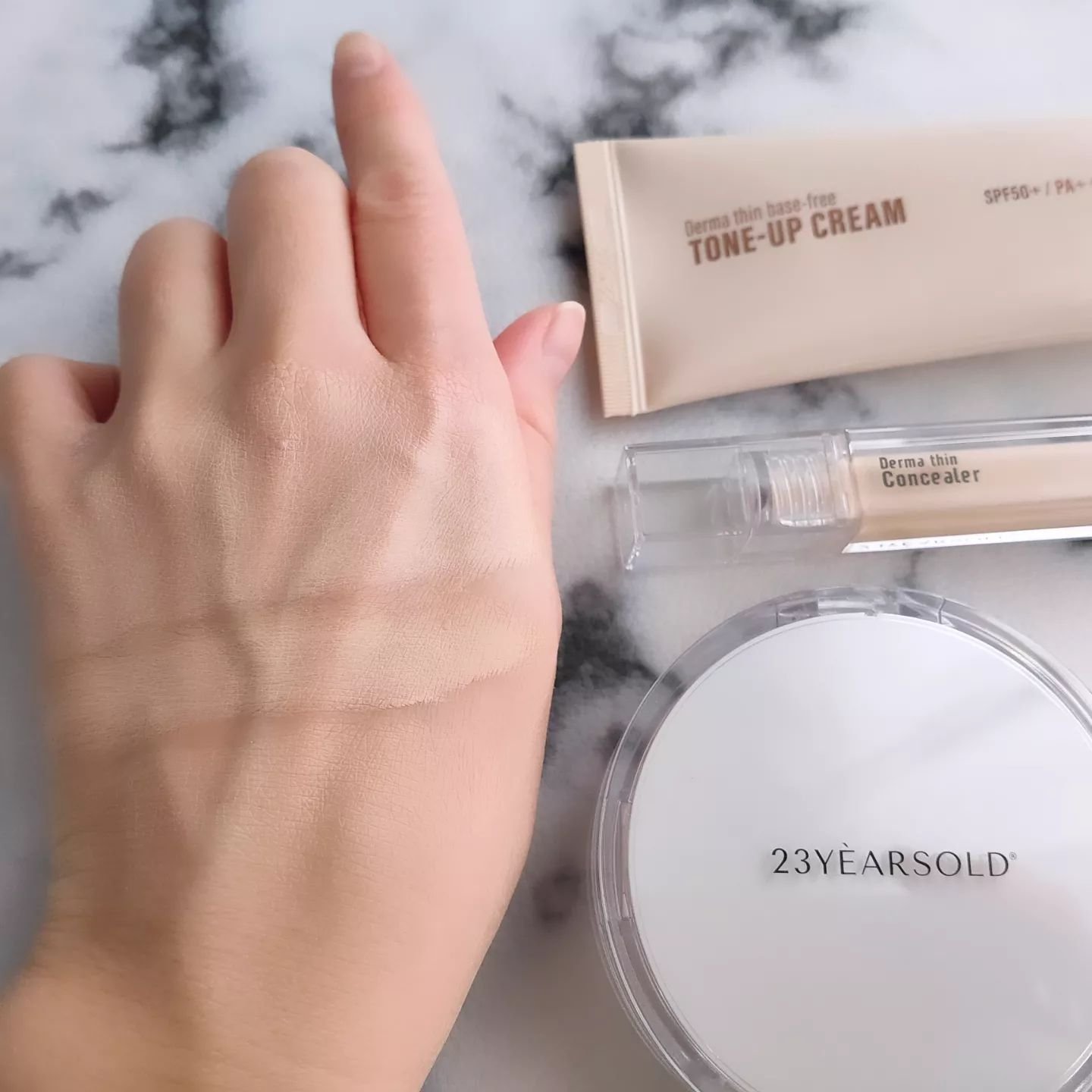 ダーマシンベースフリートーンアップクリーム/23years old/化粧下地を使ったクチコミ（3枚目）
