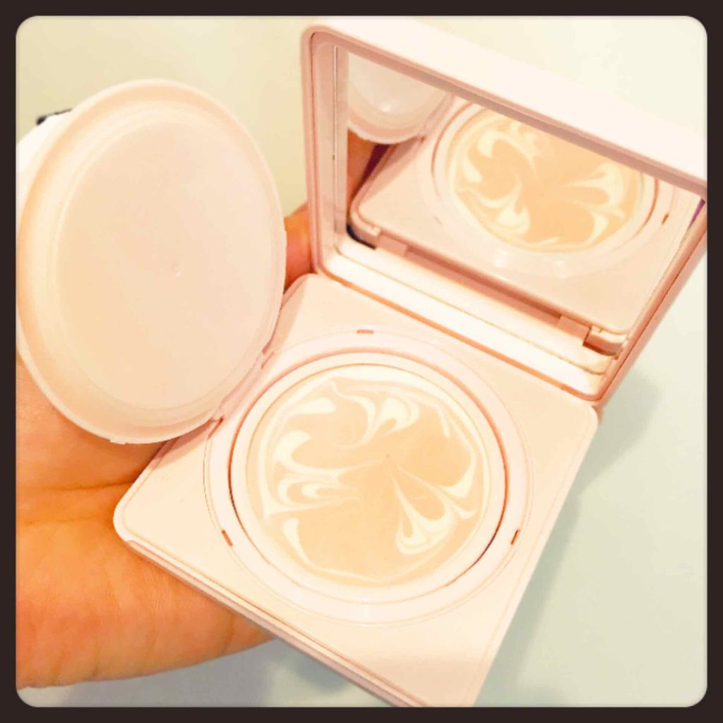 ランタンポレル ブロッサム クリーム コンパクト/GIVENCHY/化粧下地を使ったクチコミ（1枚目）