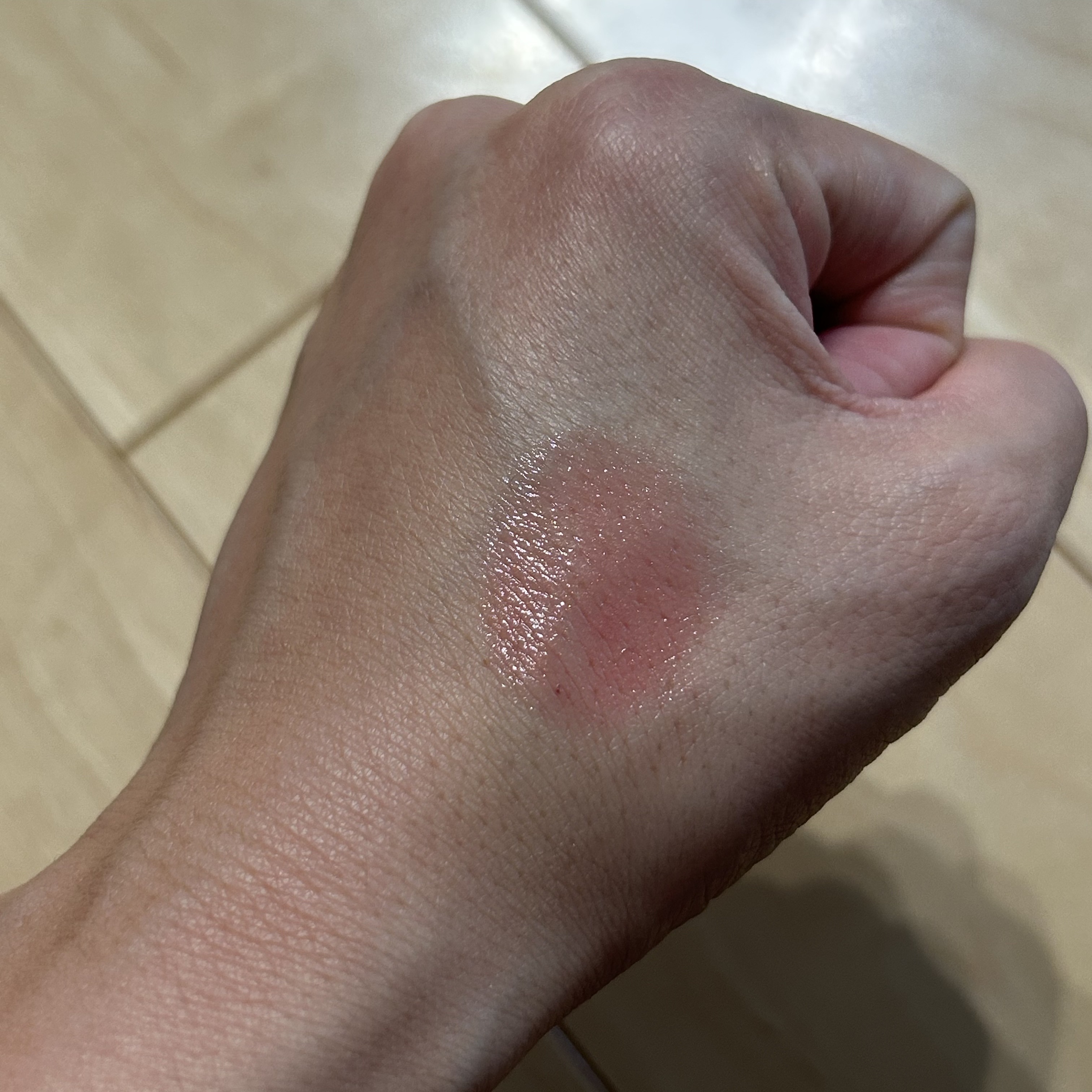 ニベア リッチケア＆カラーリップ スモーキーローズ/ニベア/リップクリームを使ったクチコミ（3枚目）