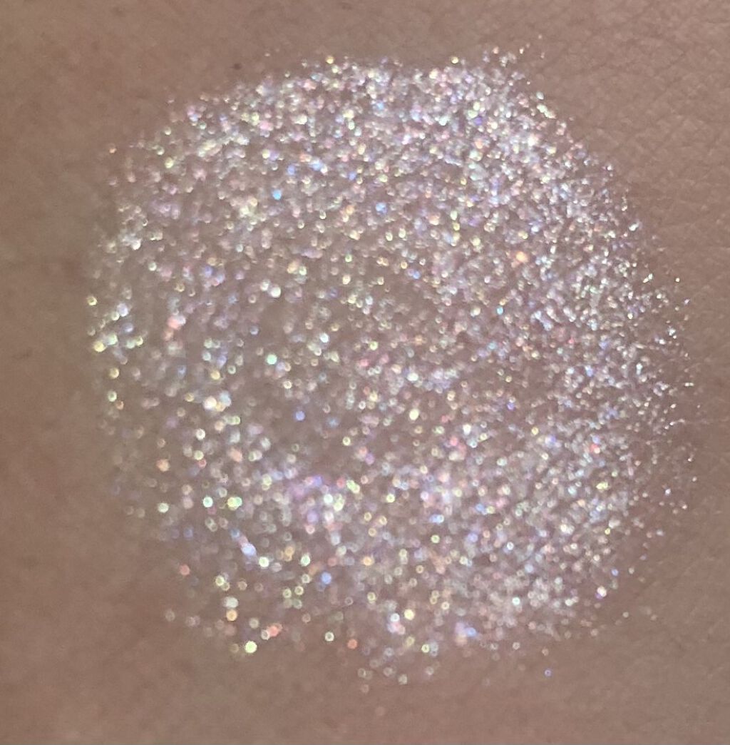 プリティー イージーグリッタースティック/unleashia/グリッターを使ったクチコミ（3枚目）