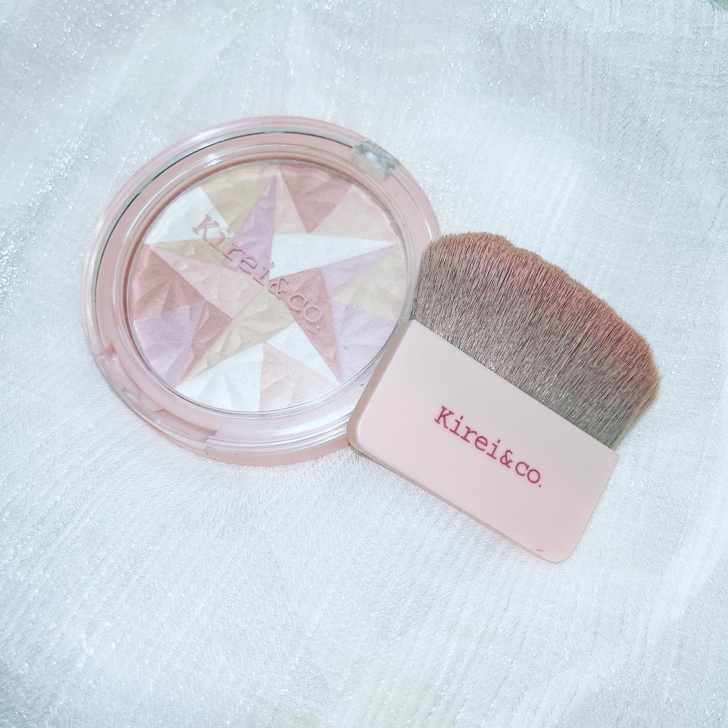 トーンアップフェイスパウダー 02/Kirei&co./プレストパウダーを使ったクチコミ（1枚目）