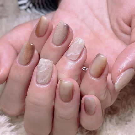 なかやまちえこ on LIPS 「イメージをお伝え頂きニュアンスネイル💅⠀⠀#nail#nail..」(1枚目)