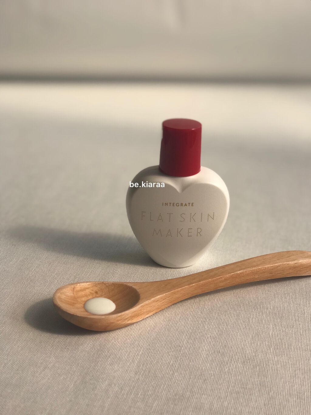 フラットスキンメーカー N/インテグレート/リキッドファンデーションを使ったクチコミ(1枚目)