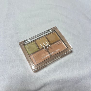 💍LUNA/CONCEAL BLENDER PALETTE💍

CLEAR COVER

韓国にある、アナウンサーメイクで有名なメイクショップ、THE CLASSでメイクアップを受けた時に、こちらのコン