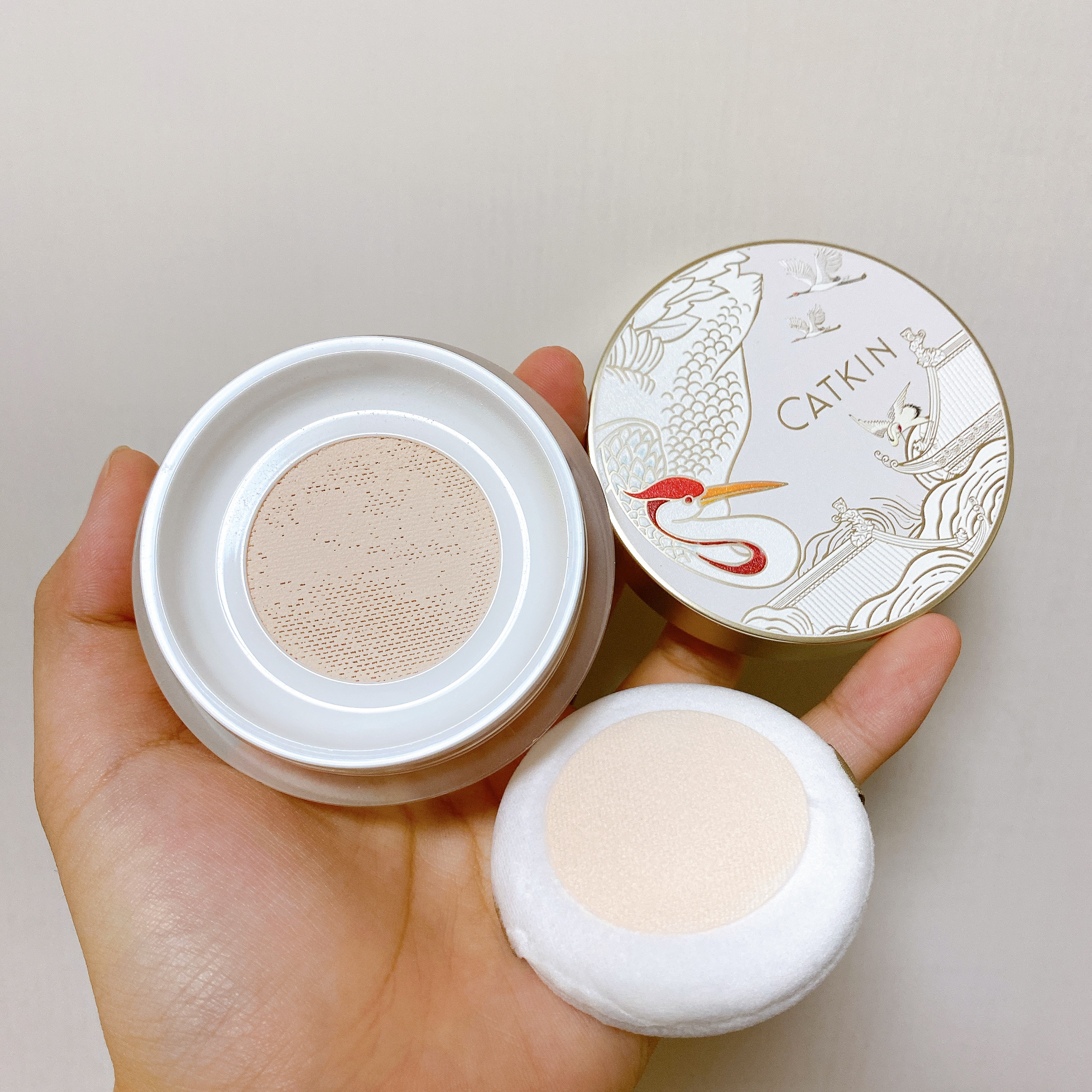 浮生若夢シリーズ フロストルースパウダー/CATKIN/ルースパウダーを使ったクチコミ（1枚目）