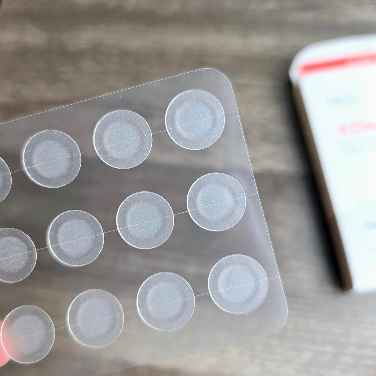 key on LIPS 「☆Dr.G【左】オイルコントロールペーパー緑茶の葉を配合した紙..」(3枚目)