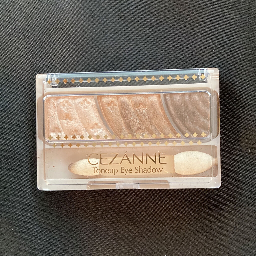 トーンアップアイシャドウ/CEZANNE/アイシャドウパレットを使ったクチコミ（2枚目）