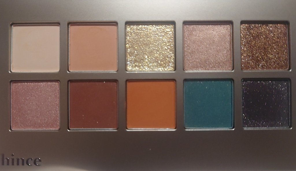 ニューデップスアイシャドウパレット 08 ビー・マジカル (ホリデー&日本限定)/hince/アイシャドウパレットを使ったクチコミ（2枚目）